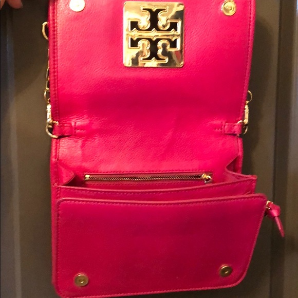 Crossbody - Picture 5 of 8